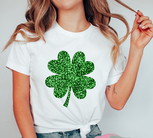 Shamrock Shirt, St. Patricks Day Shirt, Shamrock Lucky Lips, Four Leaf Clover, Shamrock, Lucky Shirt, Irish Shirt.jpg