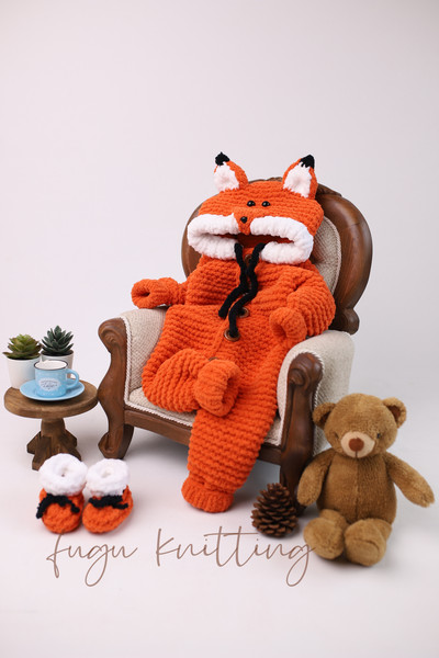 orange fox hooded romper (3).jpg