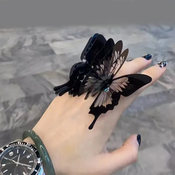 Butterfly Ring Female Personality Exaggerate Adjustable Gothic Three-Dimensional Rings Women.jpg