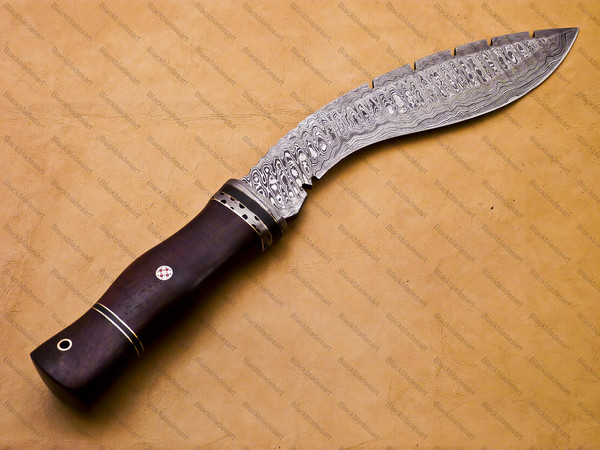 Kukri knife (6).JPG