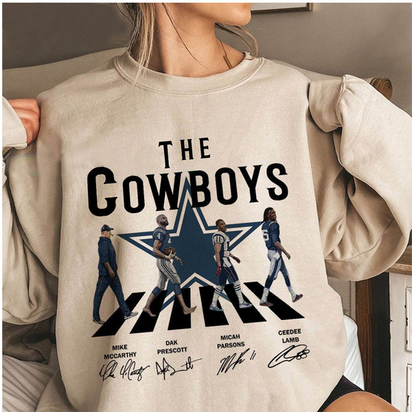 Cowboys Walking Abbey Road Signatures Football Sweatshirt, Mi.ke McC.arthy, Fan Football, Dallas Vintage 289 VCT.jpg
