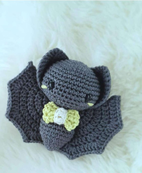 Baby Bat,  Amigurumi PDF Pattern toys patterns.jpg