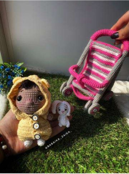 Baby in a Baby Stroller,  Amigurumi PDF Pattern toys patterns.jpg