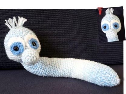 Crochet Pattern Worm Flo.jpg