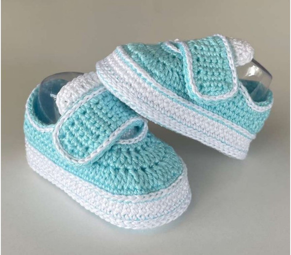 Baby booties,  Amigurumi PDF Pattern toys patterns.jpg