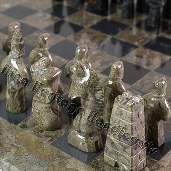 Oceanic_Black _Chess_Set_06.jpg