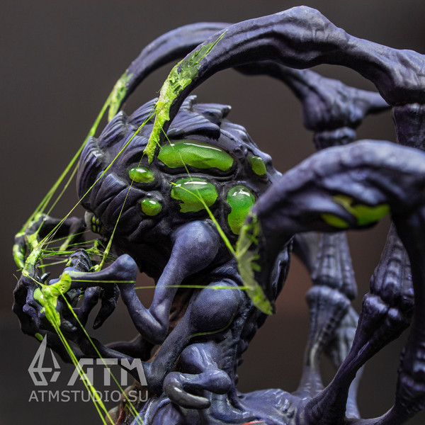 starcraft abathur collectors figure blizzard 4 (8).jpg