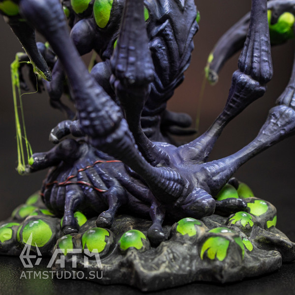 starcraft abathur collectors figure blizzard 4 (13).jpg