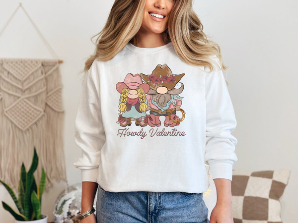 Couple Cowboy Howdy Valentine Sweatshirt, Western Valentine, Valentine's Day Sweatshirt, Western Couple Sweater, Happy Valentines Day Gift.jpg