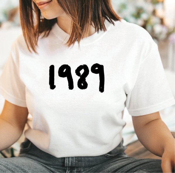 Album 1989 Taylor Vintage T-Shirt, Taylor Shirt, 1989 Shirt, Taylor's Version Shirt, Taylor The Eras Tour.jpg