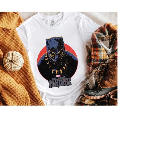 Marvel Black Panther 2 Movie Retro Circle Portrait T-Shirt, Legend King T'chala Chadwick Boseman Wakanda Forever Shirt,.jpg