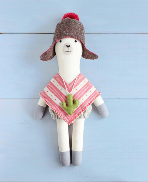 llama-doll-sewing-pattern-2-edit.jpg