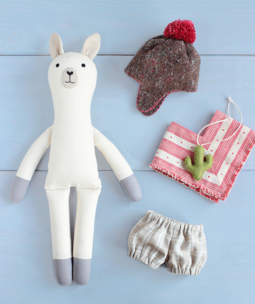 llama-doll-sewing-pattern-3-edit-2.jpg