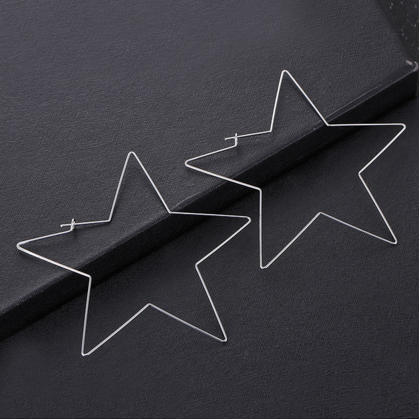 Zinc Alloy Star Shaped Hoop Earrings (2).jpg