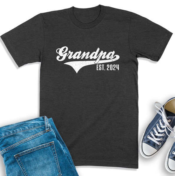 Grandpa Est 2024 Shirt, Grandpa Announcement, Baby Reveal Sweatshirt, New Grandpa Shirt, Promoted To Grandpa T-Shirt, Soon To Be Grandpa Tee.jpg