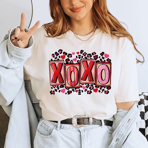 XOXO Valentine's Day Shirt, Xoxo Cute Shirt, Valentine Day Shirt, Love Wins Shirt, Love Shirt, Girlfriend Valentine Gift, XOXO Shirt, ALC387.jpg