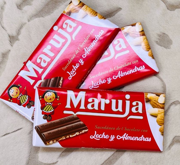 Spanish-Maruja Milk6and-Almonds-Chocolate.JPG