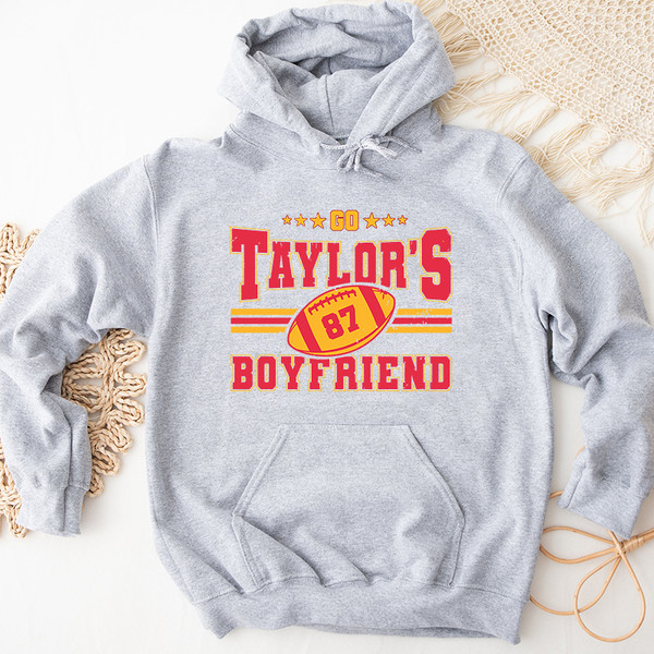 2Go Taylors Boyfriend 87 Ball Graphic Hoodies.jpg