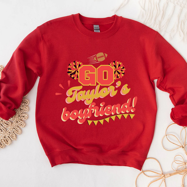 3Go Taylors Boyfriend Kansas City Chiefs Graphic Hoodies.jpg