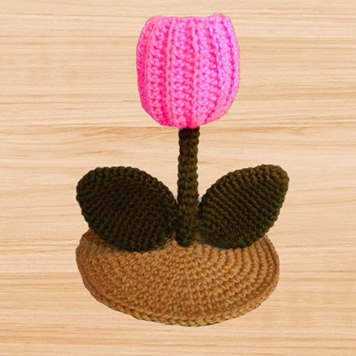 A crochet tulip flower phone stand pattern