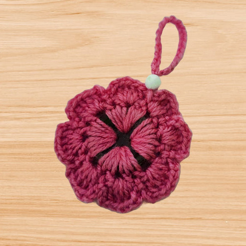 crochet flower keychain pattern