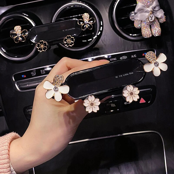 MJIeCute-Alloy-Flowers-Gravity-Phone-Bracket-for-Diamond-Crystal-Car-Phone-Mount-Air-Vent-Holder-Universal.jpg