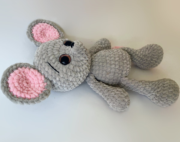 begginers crochet pattern mouse.jpg