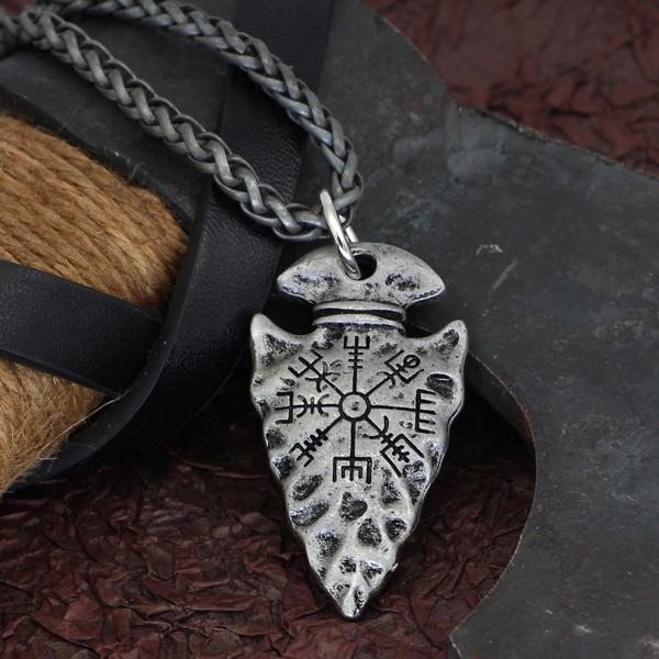 eV3d2021-New-Helm-of-Awe-and-Viking-Vegvisir-Iron-Color-Viking-Spear-Pendant-Necklace-with-Stainless.jpg