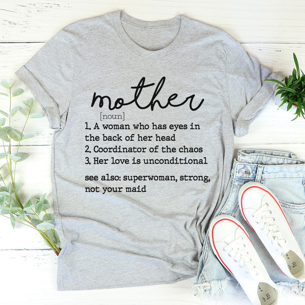 Mom Noun Tee..jpg