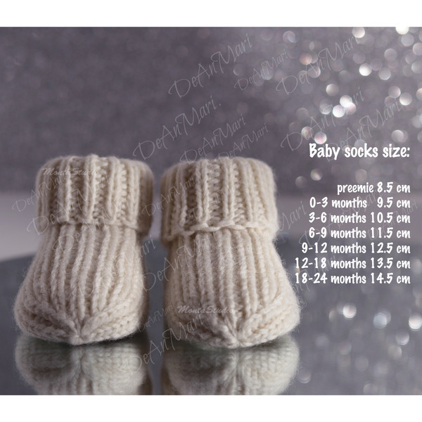 baby socks size.jpg