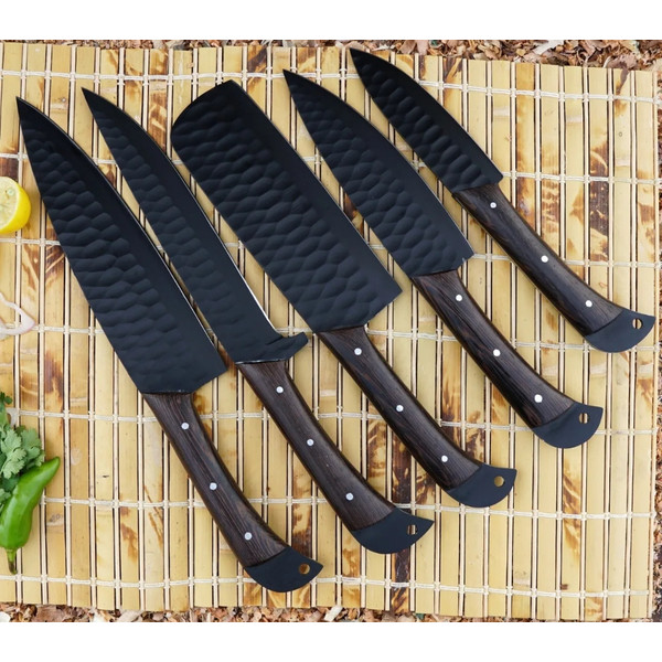 5 PC Custom Handmade Hand Forged Black Coated Carbon Steel Chef Set Kitchen Knives (2).jpeg