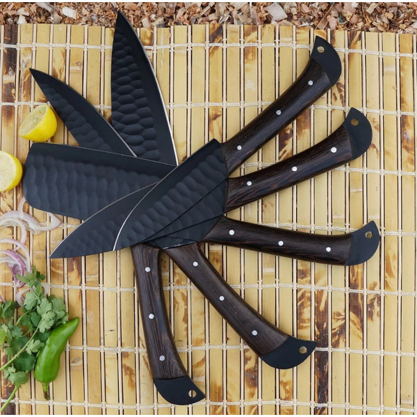 5 PC Custom Handmade Hand Forged Black Coated Carbon Steel Chef Set Kitchen Knives (1).jpeg