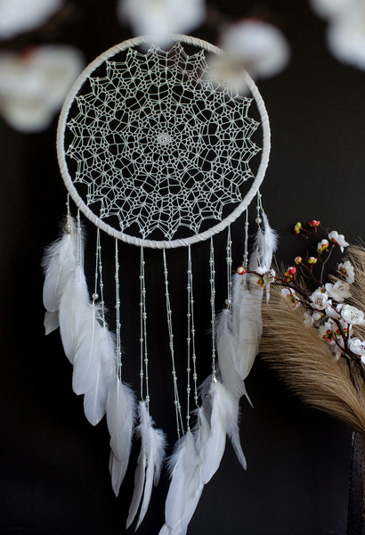 large white web dreamcatcher 6.jpg