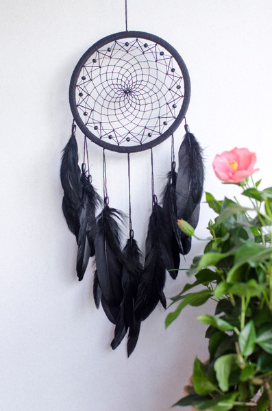 20 cm black dreamcatcher 1.jpg