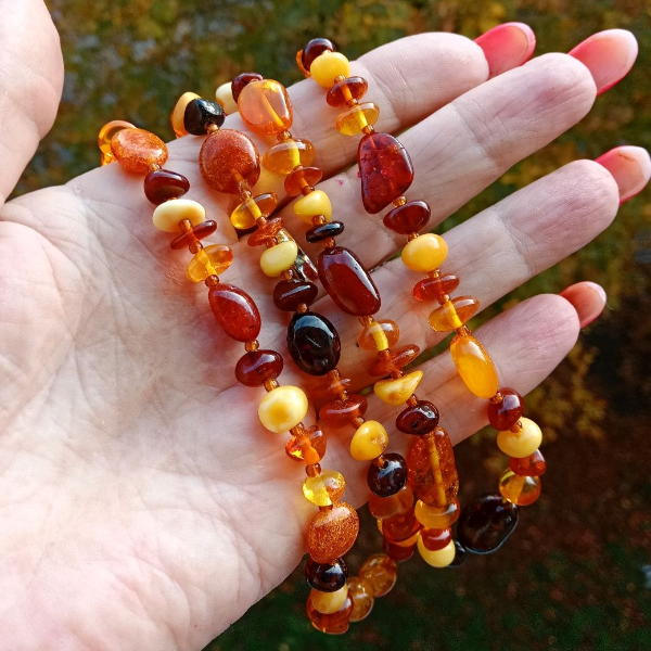 Healing Amber Necklace Baltic Amber Jewelry for Women Multicolor Natural Bright colorful Amber Gem stone Beads Necklace Classic Everyday and Holiday.jpg