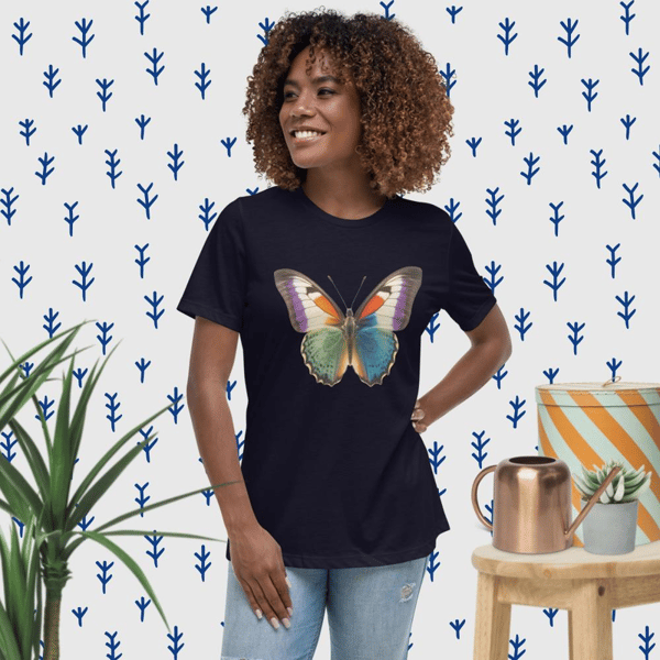 Monarch butterfly graphic print design illustration monarch Butterfly motif Бабочка-монарх Monarque papillon Women's Relaxed T-Shirt