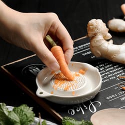 ceramic ginger grater