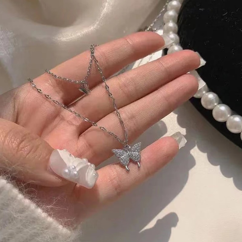 silverbutterflynecklace