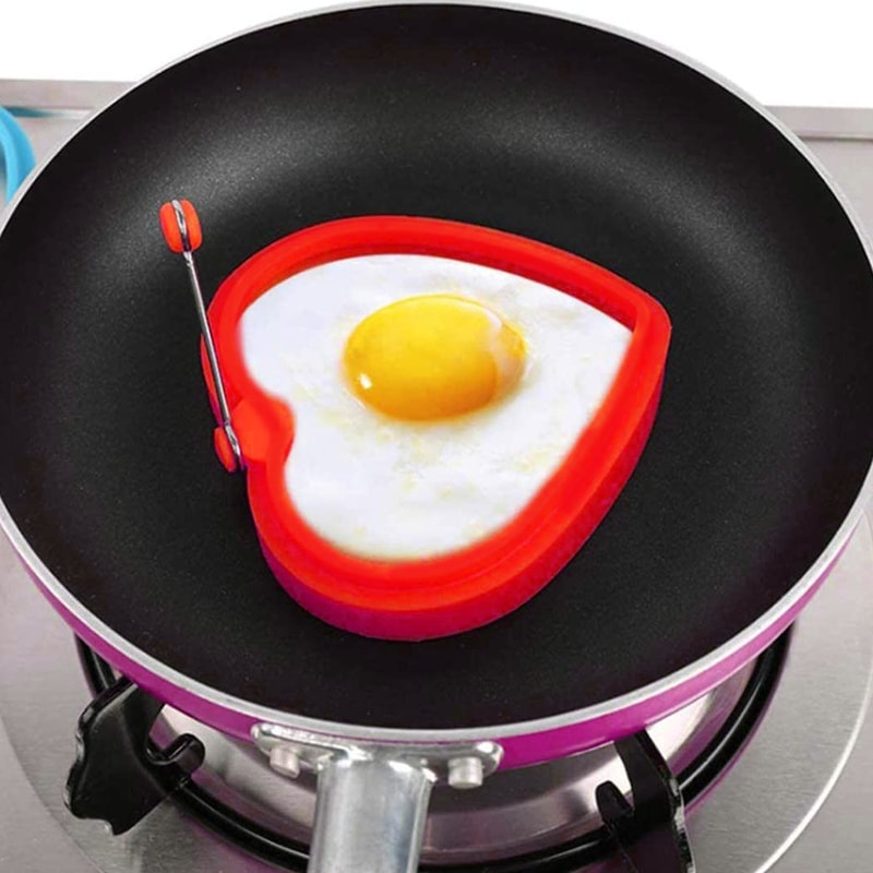 Silicone Heart-Shaped Egg Mold2
