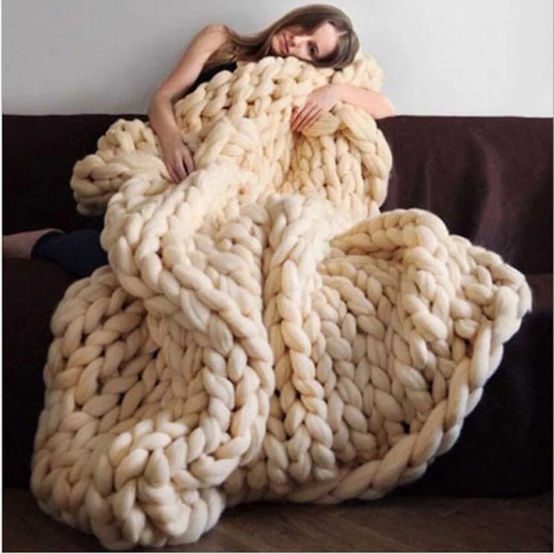 Soft and Lightweight Handmade Chunky Knit Blanket, Acrylic & Polyester Fabric, Comfortable All Year Round khaki