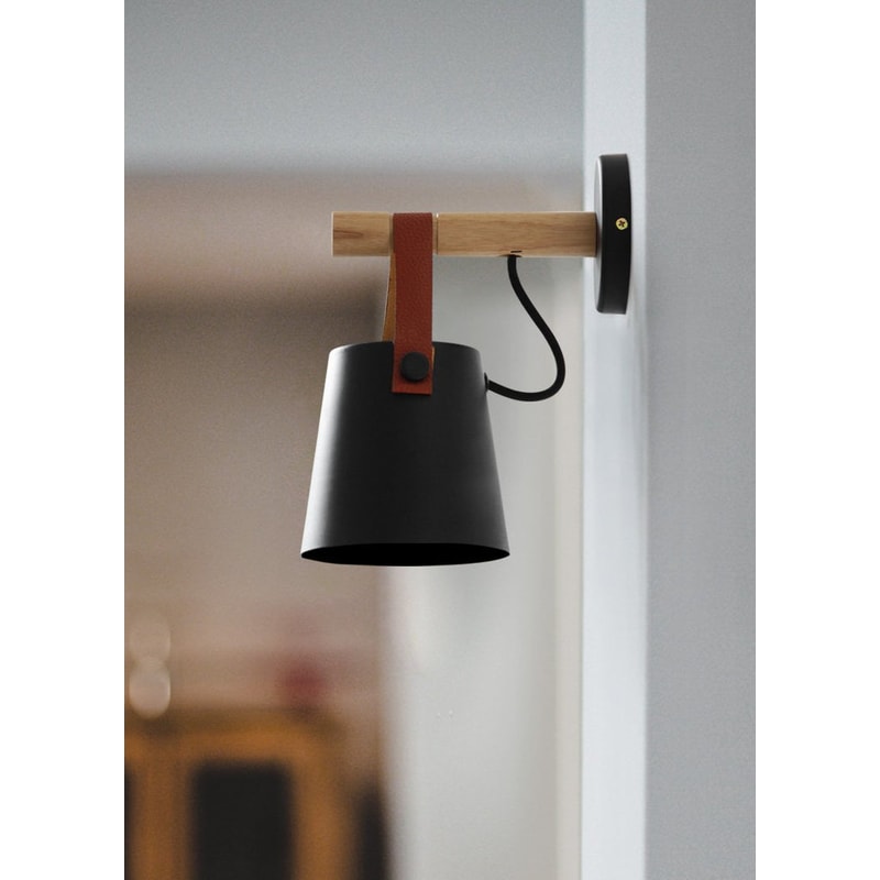 Nordic Wooden Hanging Wall Lamp1