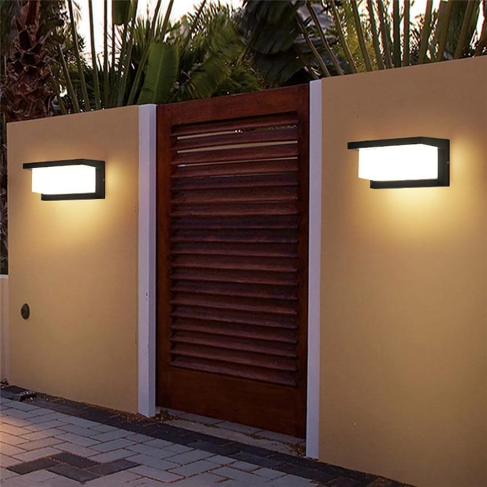 Modern LED Outdoor Light4