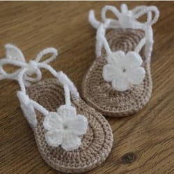 handmade crochet baby flip flop sandals, summer baby sandals with puff flowers, cute crochet baby sandals