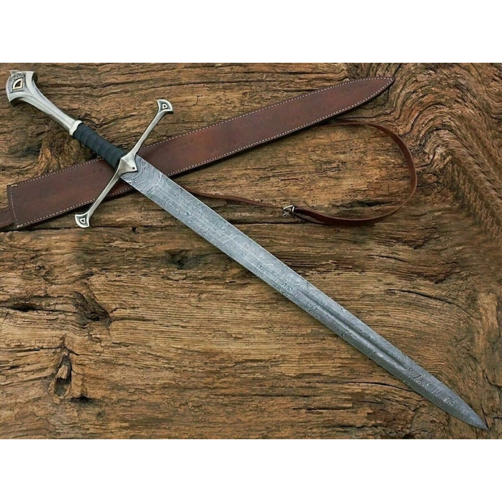 HandmadeDamascusSteelAndurilSwordwithWallMountNarsilKingAragornReplicaBattleReady
