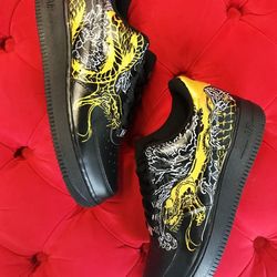 custom shoes black luxury inspire casual sneakers AF1 customization handpainted personalized gifs wearable art snake