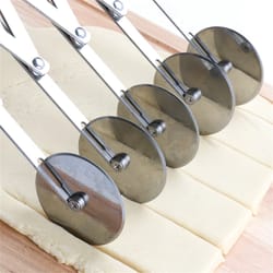 stainless wheel pastry cutter – multi-round dough slicer & roller cookie divider