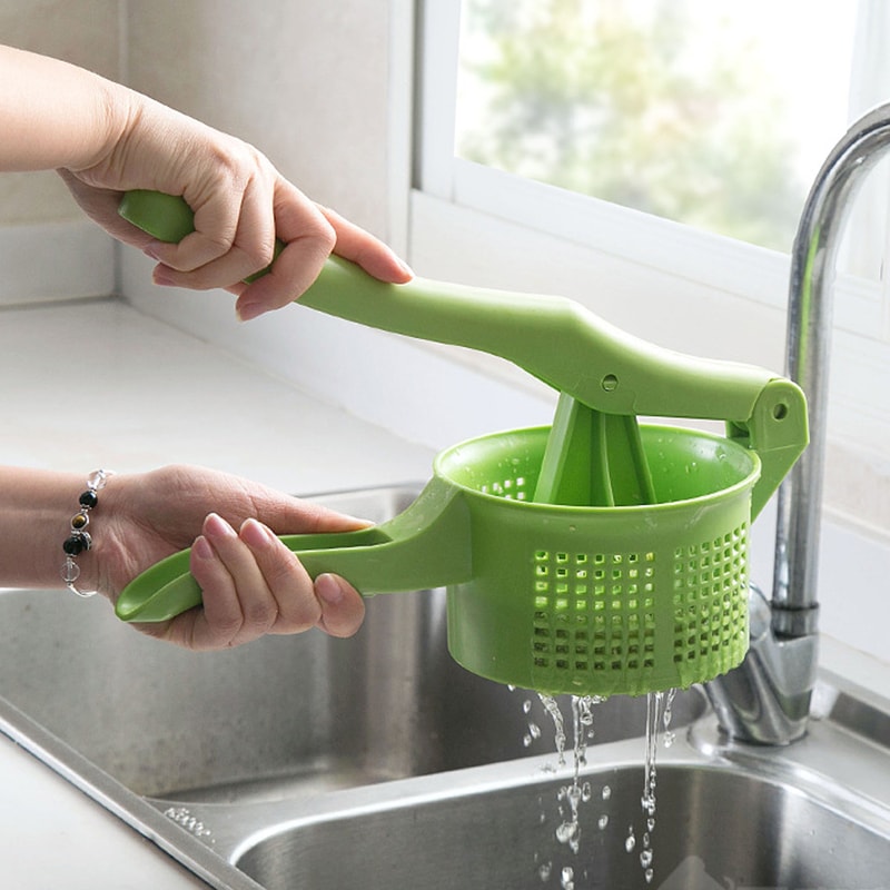 vegetablewatersqueezer3.png