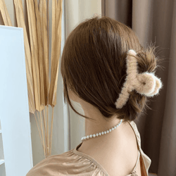 elegant faux fur plush hair claw