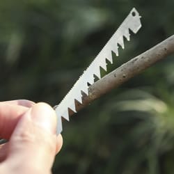 22-in-1 multifunctional survival tool card sized fits in wallets