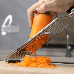 3-in-1 multifunctional grater - make your cooking more efficient
